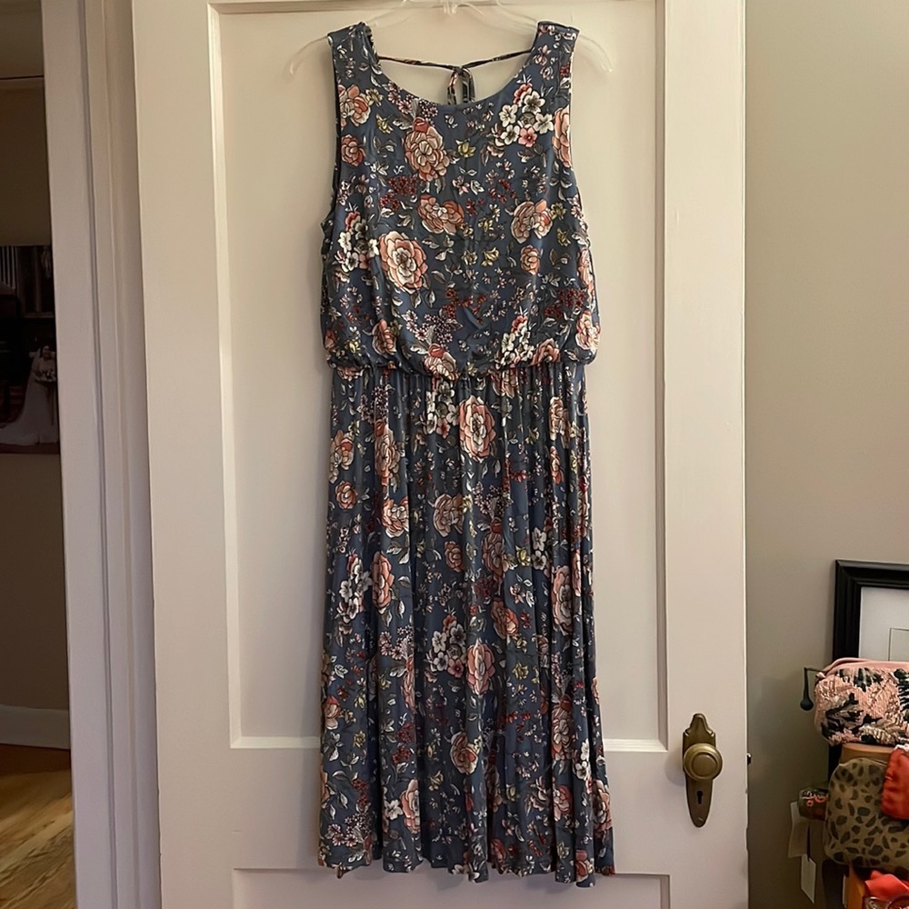 LOFT Outlet Floral Midi Dress
